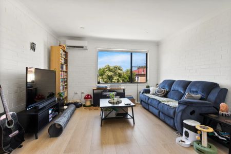 4/42 Rowland Avenue, Wollongong. - Photo 3