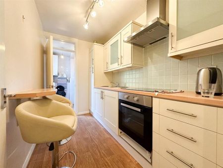 1 bedroom flat to rent - Photo 3