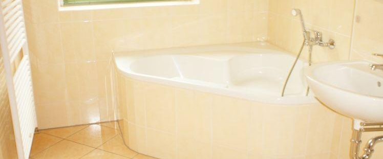 Sehr moderner Grundriss - offene Küche -sonniger Balkon - frei ab 1.5.26 - Photo 1