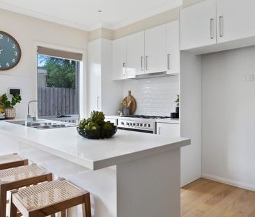 4/94 Rosehill Road, Keilor East VIC 3033 - Photo 1