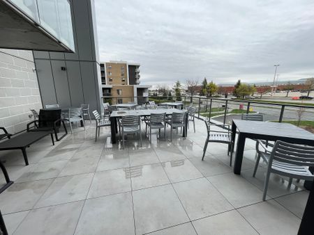 365 Boul. Brunswick, apt. 202 - Photo 4