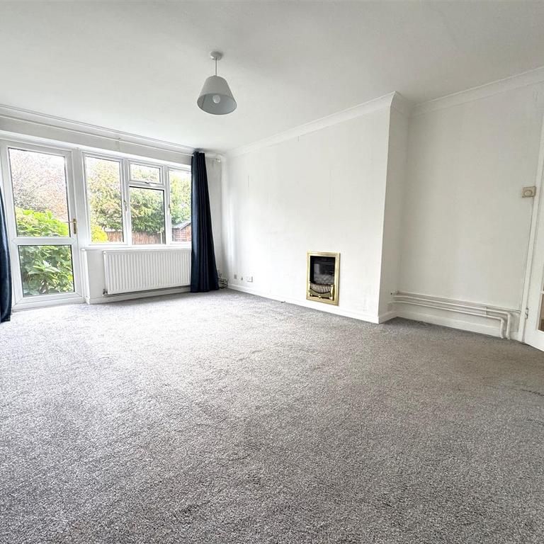 2 bedroom maisonette to rent - Photo 1