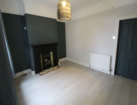 2 Bedroom Terraced Available Arranging tenancy - Photo 2
