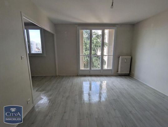 Location Appartement 4 pièces 64m² VILLEURBANNE 69100 - Photo 1