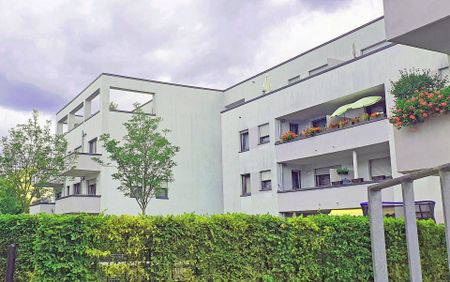 Tolle 2,5-Zimmer-Wohnung im Neubau mit Balkon - Foto 4