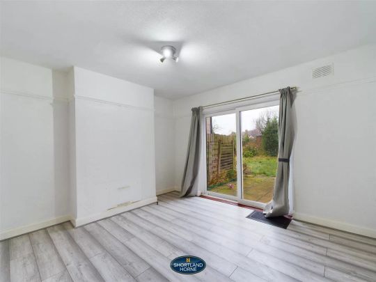 Quinton Road, Cheylesmore, Coventry - Photo 1