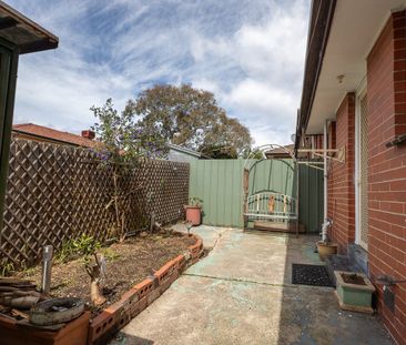 AFFORDABLE STARTER - Photo 4