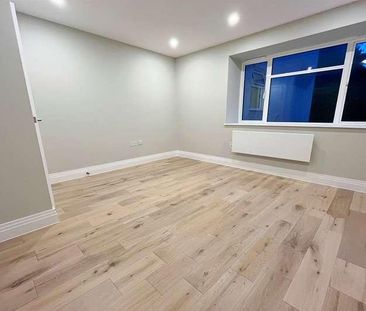 Bournemouth, BH1 - Photo 3