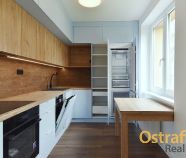 Pronájem bytu 2+1 50 m², Maďarská, Ostrava - Fotografie 3
