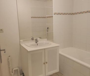 Location Maison 4 pièces 85m² LES PONTS DE CE 49130 - Photo 6
