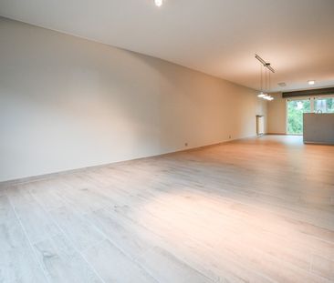 Tweeslaapkamer appartement in het centrum van Ingelmunster - Foto 1