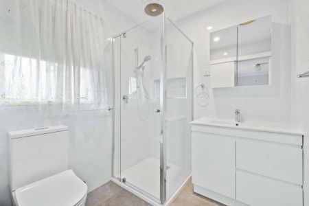 Family Home with an Entertaining Area - Photo 5