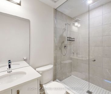 For Lease - 9 Phelps Lane Unit# TH7, Richmond Hill, Ontario - Photo 4