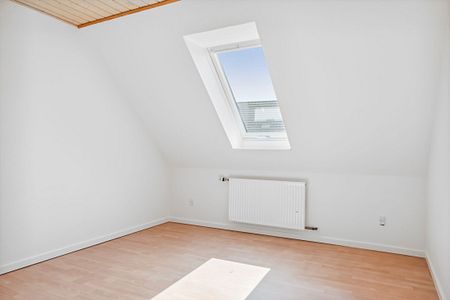 5-værelses Rækkehus på 116 m² i Skødstrup - Photo 4