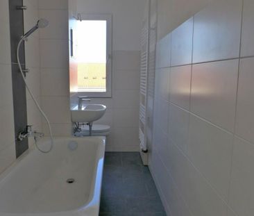 Helle Wohnung mit schönem Ausblick ins Grüne! - Photo 3