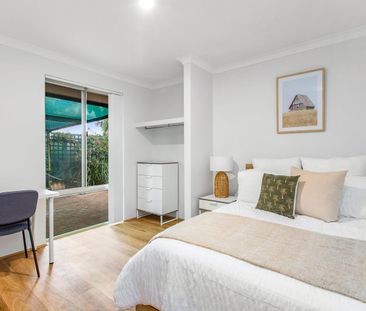 12 Walker Place, Gosnells, WA 6110 - Photo 3