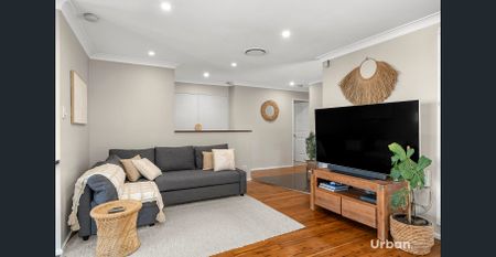 FAMILY HOME with SIDE ACCESS and POOL - Photo 5