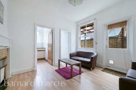 Larden Road - Photo 2