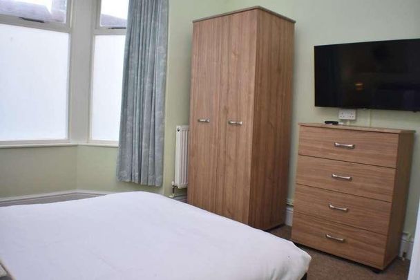 Rm, Aldermans Drive, Peterborough, PE3 - Photo 1