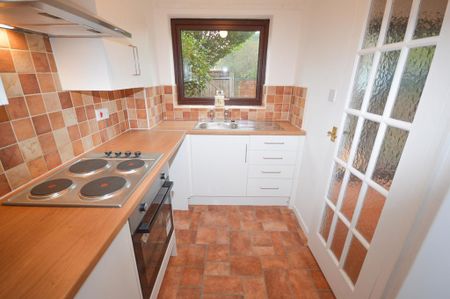 2 bedroom terraced house to rent - Photo 5