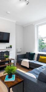 4 bedroom flat share to rent - Photo 4