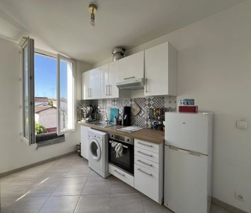 STUDIO MEUBLE - VITRY SUR SEINE - 27M² - Photo 2