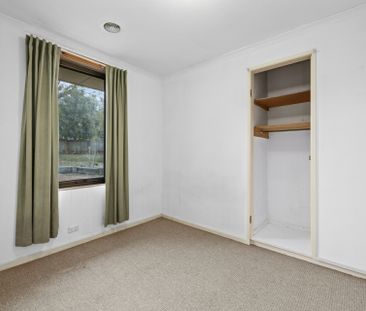 Spacious Family Home - Photo 4