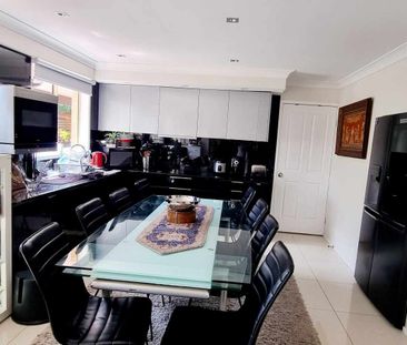 Marsfield - Photo 3