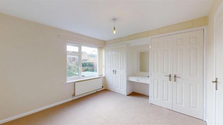 3 bedroom detached house to rent - Photo 3