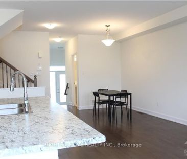 For Lease - 151 BENDING Way, Barrhaven, Ontario - Photo 3
