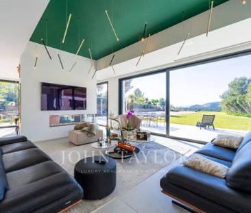 Villa à louer Aix-En-Provence, Provence, France15 000 EUR / Mois - Photo 2