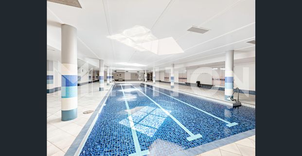 Modern 2-Bedroom Apartment in Prime Location ! - Photo 1