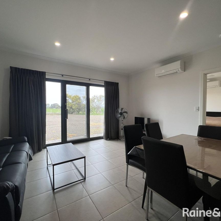 Immaculate Fully Furnished Unit - Photo 1