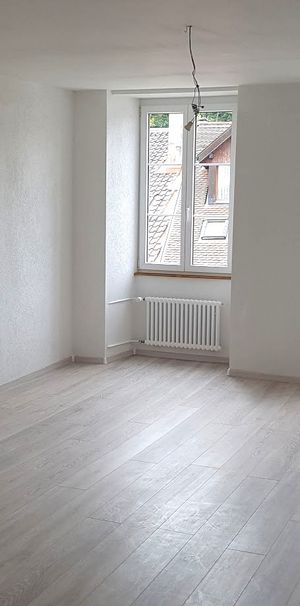 Joli studio au 2ème étage situé au coeur de Boudry - Photo 1