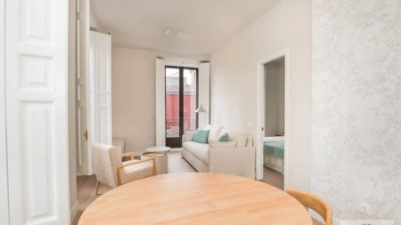 Piso de alquiler en Plaza Catedral, 15, Murallas - Photo 5