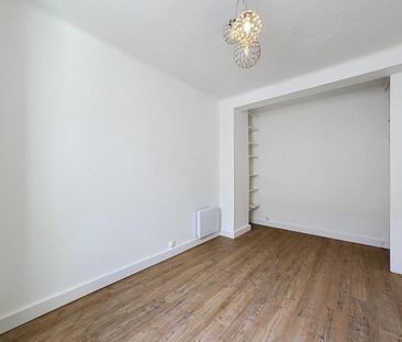 Location Appartement 1 pièce 17m² AJACCIO 20000 - Photo 3