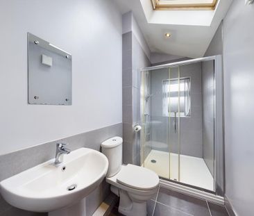 1 bedroom house of multiple occupation to rent - Photo 5