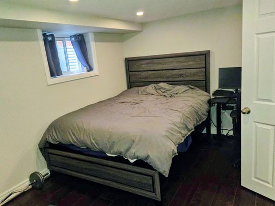 For Lease - 8 Grace Crescent Unit# Bsmt, Barrie, Ontario - Photo 1