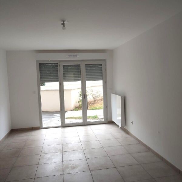 Location Appartement 2 pièces 46m² LUCE 28110 - Photo 1