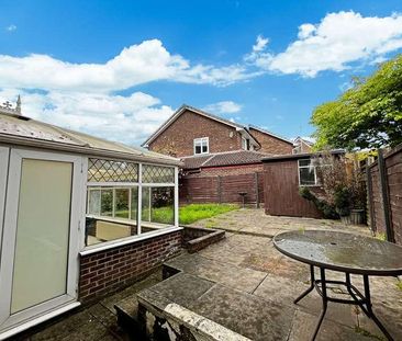 Landedmans, Westhoughton, BL5 - Photo 4