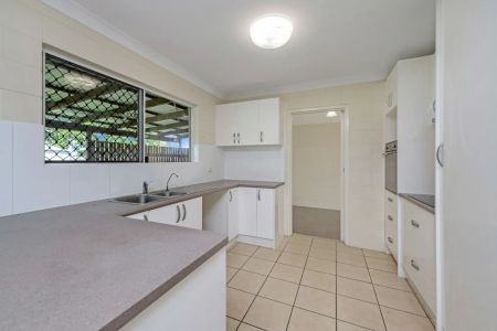 11 Campion Circle, Kirwan. - Photo 2