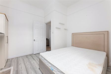 Clonmore Street, Southfields, SW18 flat to rent - Photo 5