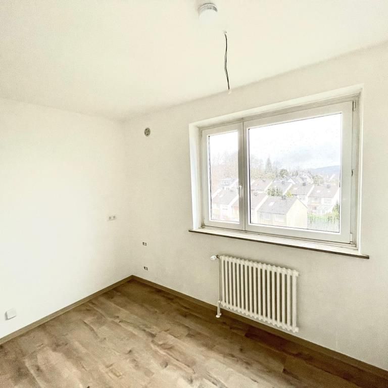 Barrierearme 2-Zimmer-Wohnung mit toller Aussicht am Obsthof in Menden - Photo 1