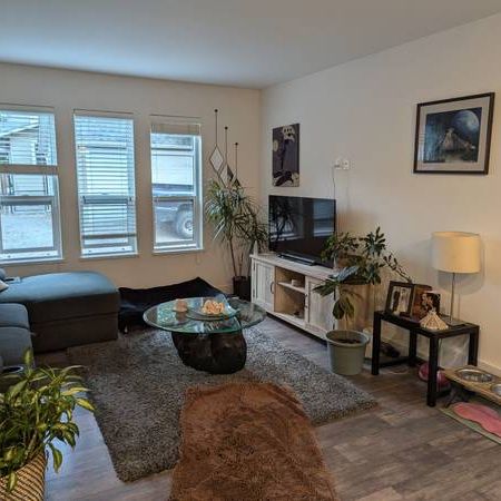 Pet Friendly 1 Bedroom Home in Grand Forks BC - Photo 1