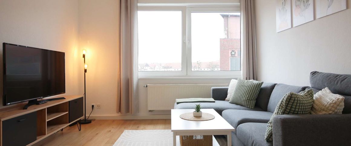 **Modern möblierte 3-Zimmer-Wohnung in Herrenhausen** - Photo 1