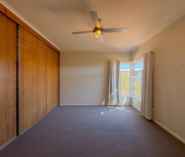 Peaceful & Private 4 bedroom home - Photo 4