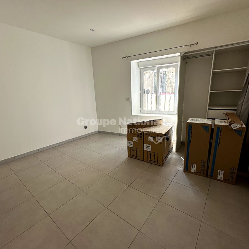 Nimes quartier Hoch-Sernam Studio avec climatisation, - Photo 1