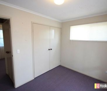 Spacious Family Home with Multiple Living Areas and a Large Backyard! - Photo 3