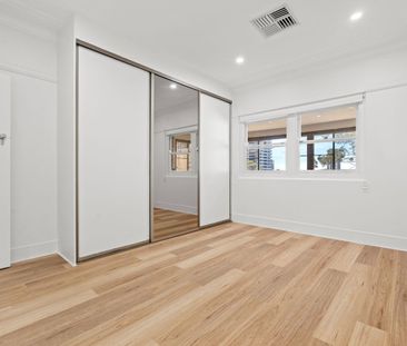 Fully Renovated Character Home in Central CBD Location - Photo 4