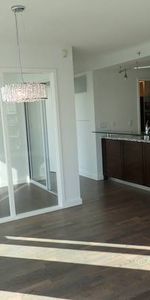 Yaletown Watrerfront 2 Bedroom & Den at Mariner with great amanities! - Photo 3